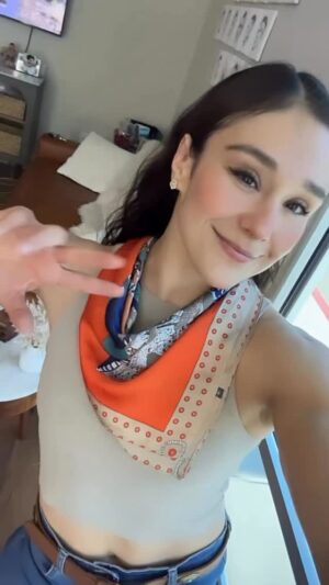 Alexa Grasso Instagram - Sweet and savage 🧡😊🔥