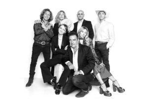 Alexandra Vino Instagram - Photoshoot for Downtown Magazine, wonderful film team #bw #downtownmagazine #magazinecover #cover #bwimages #filmakers #fimakersworld #actress #actors #director #directorofphotography #producer #studio #celebrity #style #memories