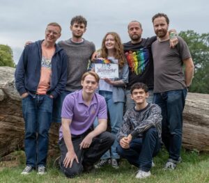 Alice Oseman Instagram - Our final Heartstopper wrap photos! With love from director Wash Westmoreland, executive producer Patrick Walters, writer/creator Alice Oseman, producer Brett Thomas, DOP James Rhodes, and lead cast and executive producers Kit Connor and Joe Locke ❤️🍂