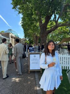 Actress Alice Pagani HD Photos and Wallpapers August 2025