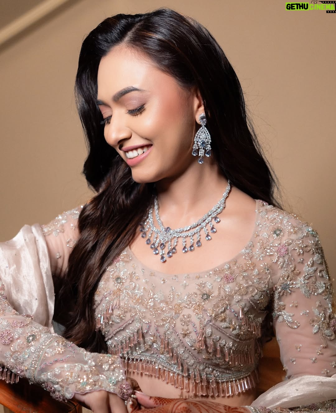 Alisha Prajapati - 11.7K Likes - He Asked,And She Said Yes To Forever.🥹🧿♥️
.
Styled Our Gorgeous @alishaprajapati 🫶🏻
Styled by:- @idivyeshtalaviya 
Wearing:- @samta_gaudani 
HMUA:- @sejal_savaliya22
📸:- @sarvasvabymanthan 
Styling Team:- @styledbydivyesh @ianjali_patel 
@vaidehi1312