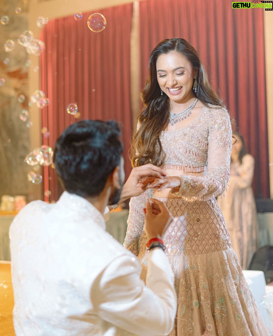 Alisha Prajapati - 11.7K Likes - He Asked,And She Said Yes To Forever.🥹🧿♥️
.
Styled Our Gorgeous @alishaprajapati 🫶🏻
Styled by:- @idivyeshtalaviya 
Wearing:- @samta_gaudani 
HMUA:- @sejal_savaliya22
📸:- @sarvasvabymanthan 
Styling Team:- @styledbydivyesh @ianjali_patel 
@vaidehi1312