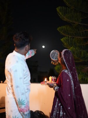 Alisha Rajput Instagram - 1 karwachauth was soo special thanku soo much @oye_indori  for always supporting me , treating me like queen 😘😘❤️ and Dyson hi kya bolu 😍😍😍 Thanku Thanku 😘😘