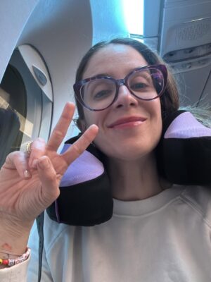 Alison Mandel Instagram - Primer día en Toronto 🍁 
Conociendo a los comediantes y recorriendo la hermosa ciudad.
Quedan unas poquitas entradas para el Domingo 💝 por si anda por estos lados…