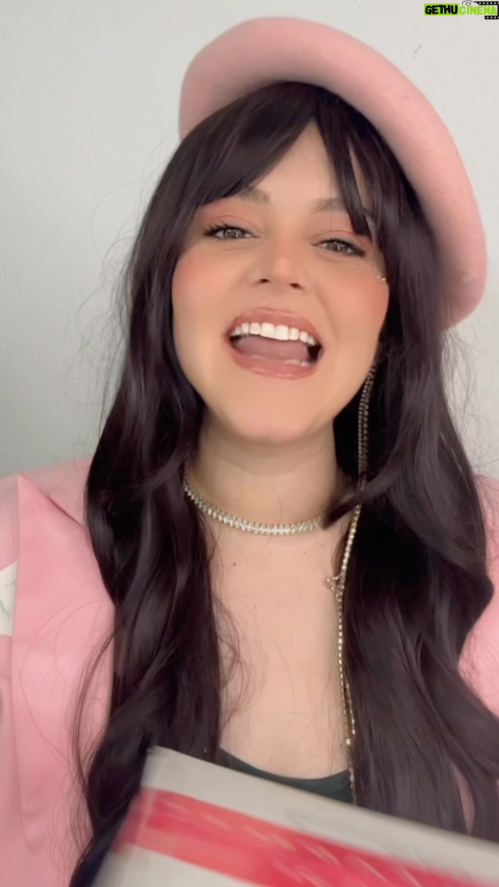 Allisson Lozz - 3.1K Likes - Nosotras en preparación de videito !
Pondré los Bloopers ? 

.
.
.
Trabaja desde casa 🏡 📲
Ve al link de mi perfil o escríbeme a mi WhatsApp :
🤍 5️⃣2️⃣ 9️⃣9️⃣8️⃣ 3️⃣1️⃣9️⃣ 8️⃣2️⃣4️⃣9️⃣
Países : 🇺🇸🇵🇷🇨🇦🇲🇽🇵🇪🇨🇴🇪🇸🇧🇷

#farmas #farmasi2025 #emprendedoras #latinasenusa #allissonlozano #allisson #mlm