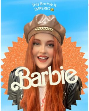 Allisson Lozz Instagram - Nos subimos al tren 🚊 😂
Te dejo el link para crear tu imagen
http://www.barbieselfie.ai/step/1-upload/
Me etiquetas para darte like ✨