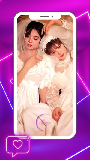 Allisson Lozz Instagram - Cuando lloro últimamente , una de las razones principales es por extrañar a mi hermana 👩🏻💓👩🏻🦰
Desde que era una bebe fuimos muy unidas, pero entre más pasa el tiempo más cosas tenemos en común y sin darme cuenta se convirtió en mi mejor amiga 💕
A la que le cuento todo incluso estando lejos , la que escucha todas mis mil ideas y locuras y jamás me juzga , con la que puedo hablar de cualquier tema , a la que me encanta escuchar ,con la que río a carcajadas molestando a los demás ,a la que puedo enseñar y es humilde para aprender , y que a la vez es la persona de la que más aprendo…
Se que no falta mucho para volvernos a ver Pellita @azullozano123 , pero se me va a hacer eterno …
Te amo y estaremos siempre juntas aún en la distancia va ❔
Tú también extrañas a tus hermanos con toda tu vida ❔Te leo 😔💔🥹
#hermanas #mejoramiga #teextraño #mehacesfalta