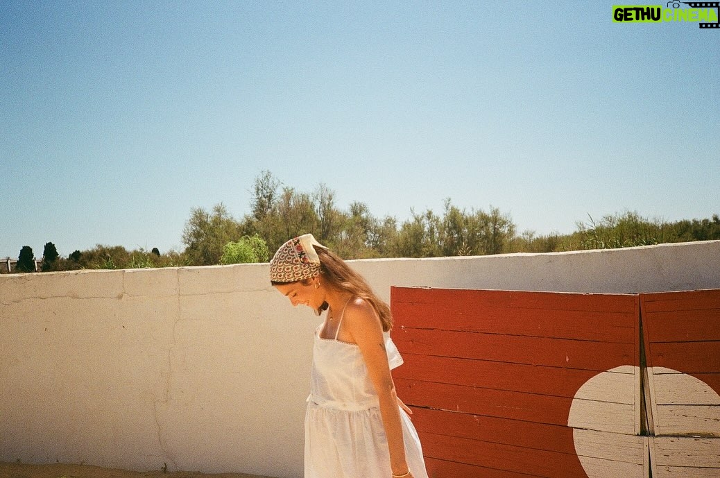 Alma Jodorowsky - 1.7K Likes - 