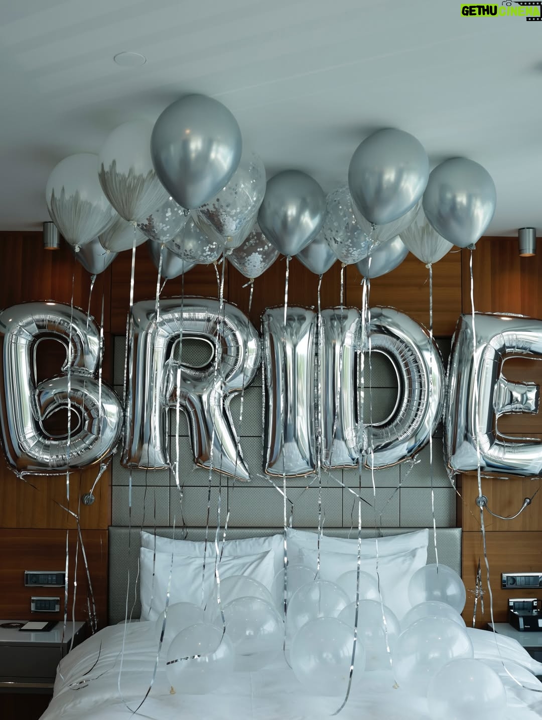 Almila Ada - 43.3K Likes - Team bride✨

21.06.2025
🤍to infinity and beyond!

Reklam