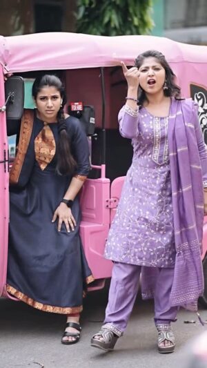 Alya Manasa Instagram - A reel with my sister @shabeena_actress @zeetamizh #parijatham shooting set
Outfit partner @kanmani_fashion_world