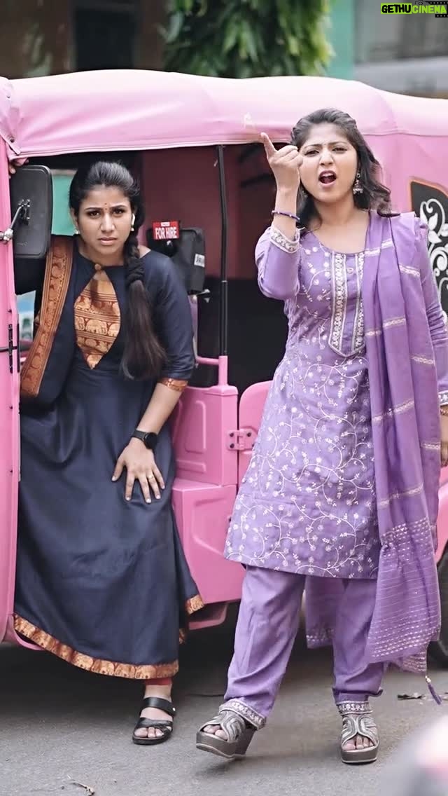 Alya Manasa - 166.6K Likes - A reel with my sister @shabeena_actress @zeetamizh #parijatham shooting set
Outfit partner @kanmani_fashion_world