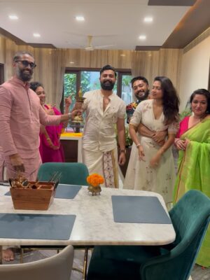 Amala Paul Instagram - Happy Onam 🌼🌼🌼💛💛💛🧿🧿🧿
#happyonam #onam2025 #love #grateful #friends