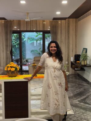 Amala Paul Instagram - Happy Onam 🌼🌼🌼💛💛💛🧿🧿🧿

#happyonam #onam2025 #love #grateful #friends