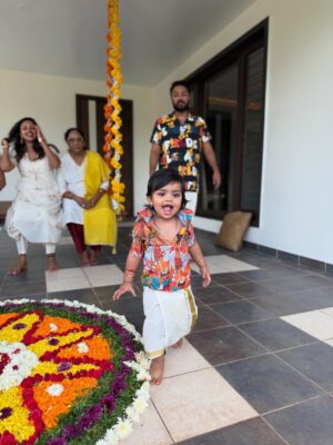 Amala Paul Instagram - Happy Onam 🌼🌼🌼💛💛💛🧿🧿🧿

#happyonam #onam2025 #love #grateful #friends