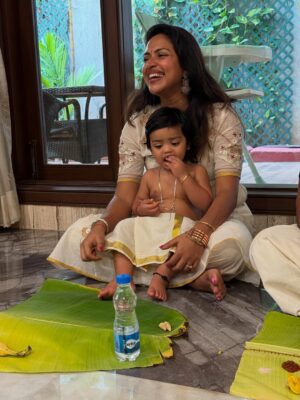 Amala Paul Instagram - Happy Onam 🌼🌼🌼💛💛💛🧿🧿🧿

#happyonam #onam2025 #love #grateful #friends