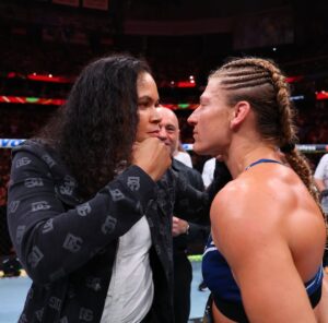 Amanda Nunes Instagram - Let’s go 🦁