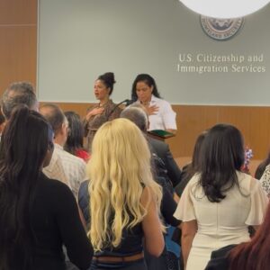 Amanda Nunes Instagram - Now, I’m also an American citizen / Agora, também sou cidadã Americana. 🙏🏼