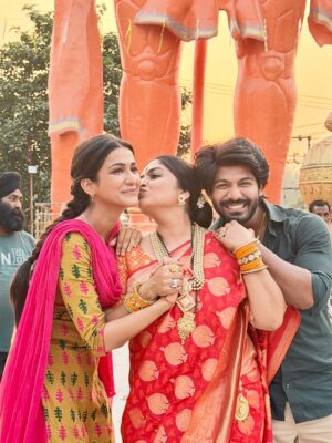 Amandeep Sidhu Instagram - Are you ready for the face off of these three???
Ps: Dil se shukriya itna saara pyaar dene ke liye🌸
.
.
.
.
.
.
#amandeepsidhu #indirakrishna #sheezankhan #snedhu #zeetv #toodles