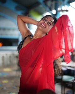 Actress Amika Shail HD Photos and Wallpapers October 2025