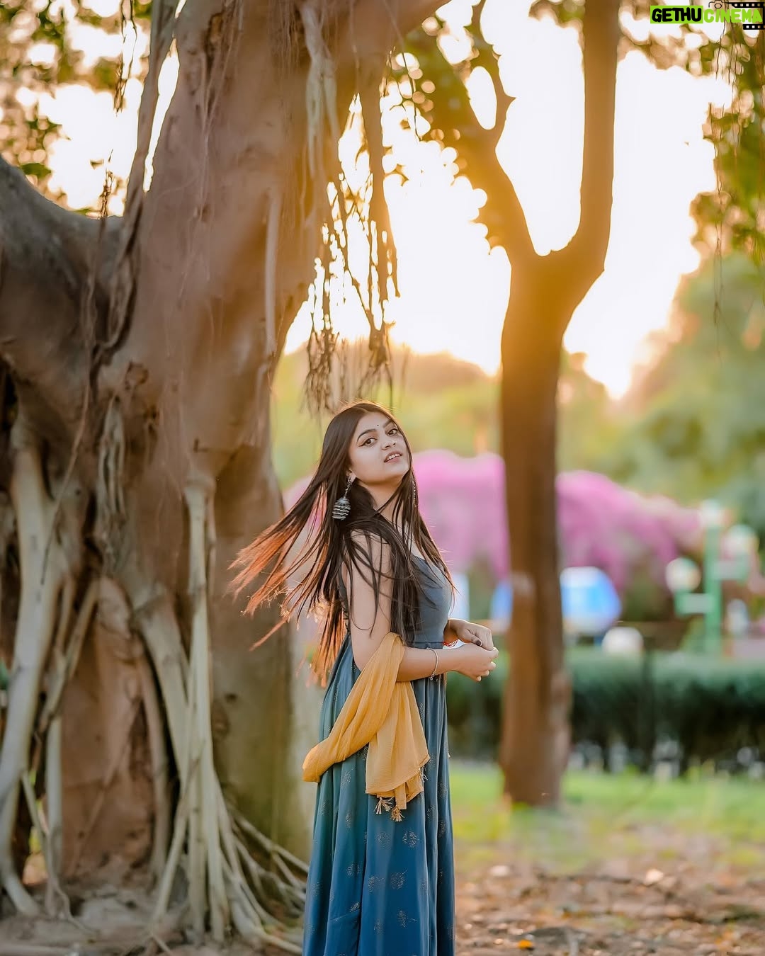 Amisha - 35K Likes - ❤️✨

Photos - @karan.creation03