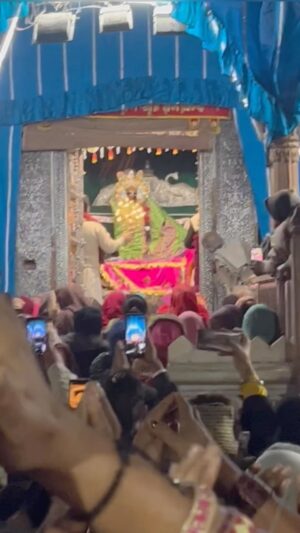 Amisha Instagram - Radhe Radhe 🙏🏻✨ @__amisha17