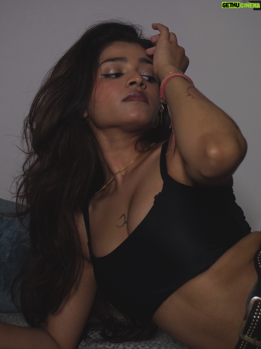 Amisha Mewada - 134.5K Likes - 6:45 💣⚡️
.
.
.
#explore #trend #love