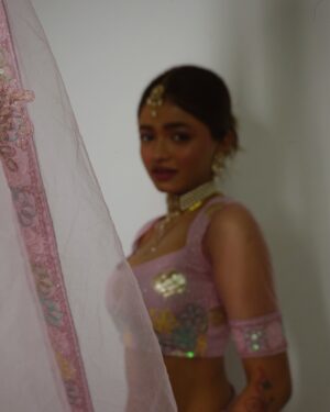 Amisha Mewada Instagram - Dill mera tod hayeee 💗
I don’t care🤷♀️