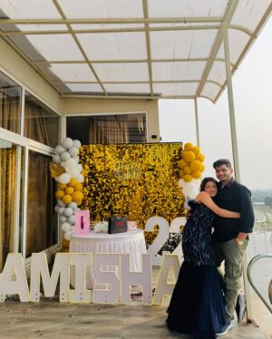 Amisha Sharma Instagram - Cheers to 22🥂
24.10