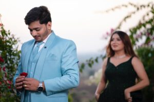 Amisha Sharma Instagram - 11.02.2024-♾️
365 days of being the happiest Fiancée ❤️
Cheers to many more 🥂
@adv_shivam_lonkar
@glowupwithanamika @glowupwithanamikaa
📷 @samphotoexpert