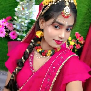Amita Devi Instagram - Happy janmashtami to all of you gyz ❤️
.
.
.
Makup by @sonam_makeover_nouranga
#viral #trending #reels#post #new #explore#amitadevi20