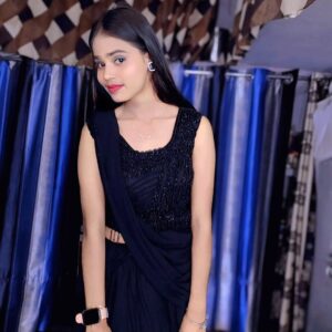 Amita Devi Instagram - 🖤🖤
......