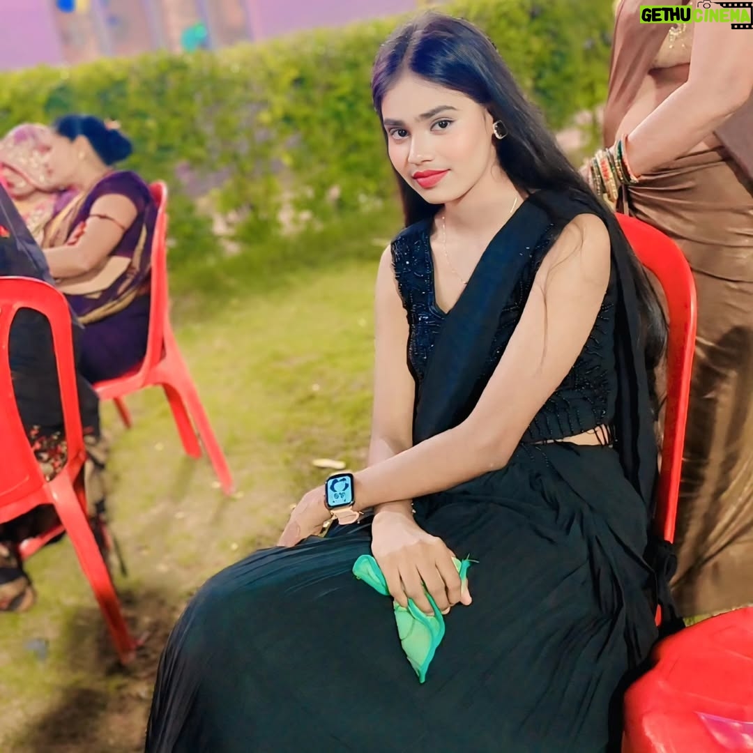 Amita Devi - 494 Likes - 🖤🖤
......