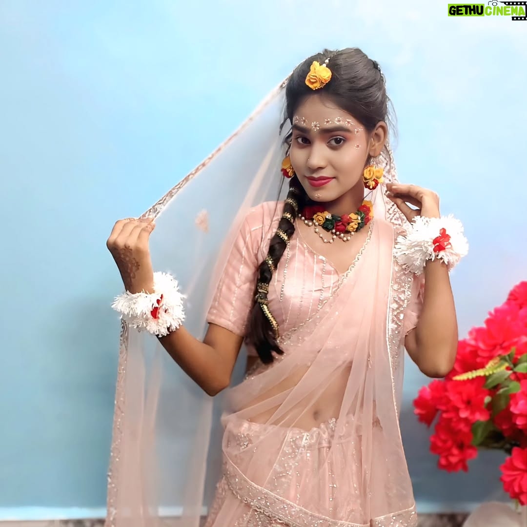 Amita Devi - 389 Likes - Happy janmashtami to all of you gyz ❤️ 
.
.
.

Makup by @sonam_makeover_nouranga 
#viral #trending #reels#post #new #explore#amitadevi20