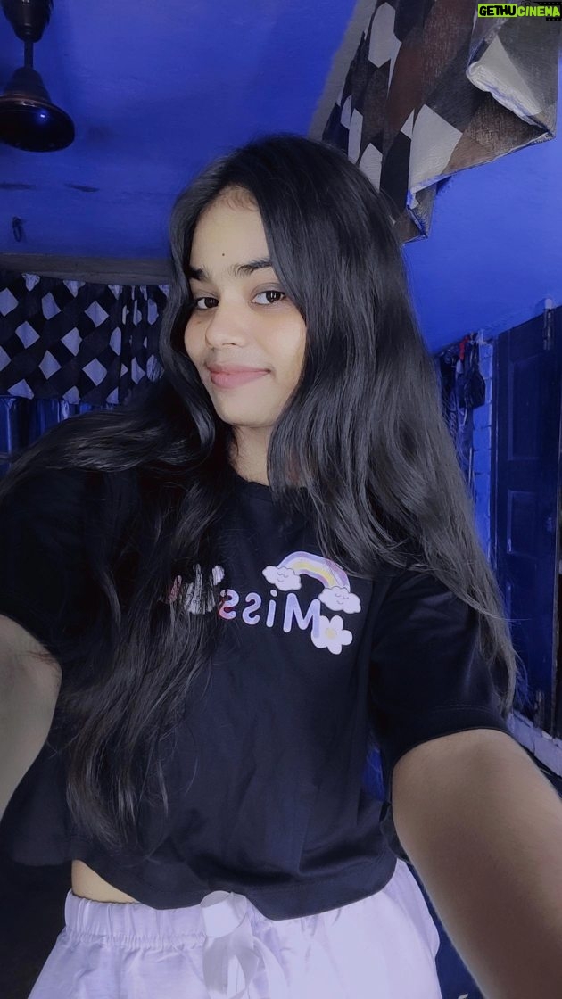 Amita Devi - 121 Likes - Jdo mai surma Pisa..😀
.
.
.
.
#viral #trending #song #reel #instagram