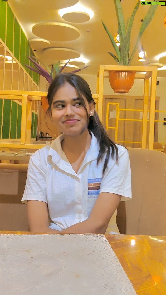 Amita Devi - 145 Likes - Juthe nhi hm..😊
.
.
.

#trending #viral #explore #reel