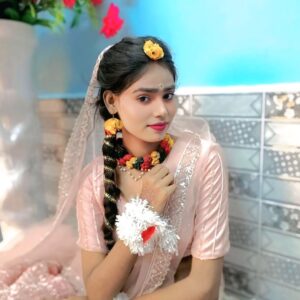 Amita Devi Instagram - Happy janmashtami to all of you gyz ❤️ 
.
.
.

Makup by @sonam_makeover_nouranga 
#viral #trending #reels#post #new #explore#amitadevi20