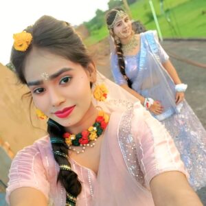 Amita Devi Instagram - Happy janmashtami to all of you gyz ❤️ 
.
.
.

Makup by @sonam_makeover_nouranga 
#viral #trending #reels#post #new #explore#amitadevi20