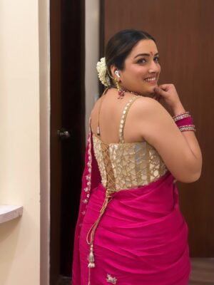 Amrapali Dubey Instagram - Nothing can dim the light that shines from within 💫✨

#eventdiaries💕