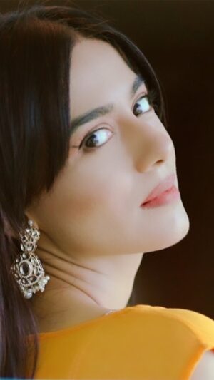 Amrita Rao Instagram - Bangalore Event 

Makeup by yours truly 😍

Styled by @mrignain

Jewellery by @akmotiwalajewellers