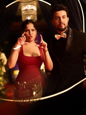 Amruta Deshmukh Instagram - When you think you’re done posting red carpet pictures, but then your gallery says, “Alexa, play ek din aap”💃🏻🕺🏻, Which means… sorry, but your feeds will see more of this night!
(Yes, more are coming… consider this a mini-series 😅) thanks to @__vadapav__ for amazing pictures!
.
Big love to @seemaaofficial for giving me a look that is sleek, effortless and just the confidence boost I needed ❤️
And of course, Prasad walking in style thanks to @nakshethnic | styling by @tanmay_jangam 🖤
🧿🧿🪬