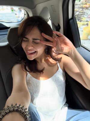 Amruta Khanvilkar Instagram - When the sun is out …. #happyme 
#amrutakhanvilkar