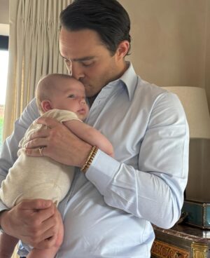 Amy Jackson Instagram - Watching you become a Daddy this year has been the most beautiful thing to see. Your massive heart, your kindness, your silly voices and big cuddles at silly hours of the morning…you’ve stepped into the role like you were made for it.

And when you came into our lives… mine and Dre’s… you brought something we didn’t even know we were missing. Stability, laughter, gentleness and love. You’ve given us a kind of calm that feels like home and the bond you guys have is so special ❤️

LASTLY, thank you for loving me the way you do. You make me feel like the luckiest girl and you make me a better mum just by being by my side.

We’re so lucky to call you ours. 
Happy Father’s Day @edwestwick 🖤