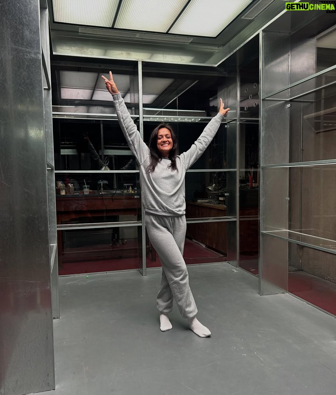 Amy-Leigh Hickman - 30.8K Likes - SZN 5 @younetflix