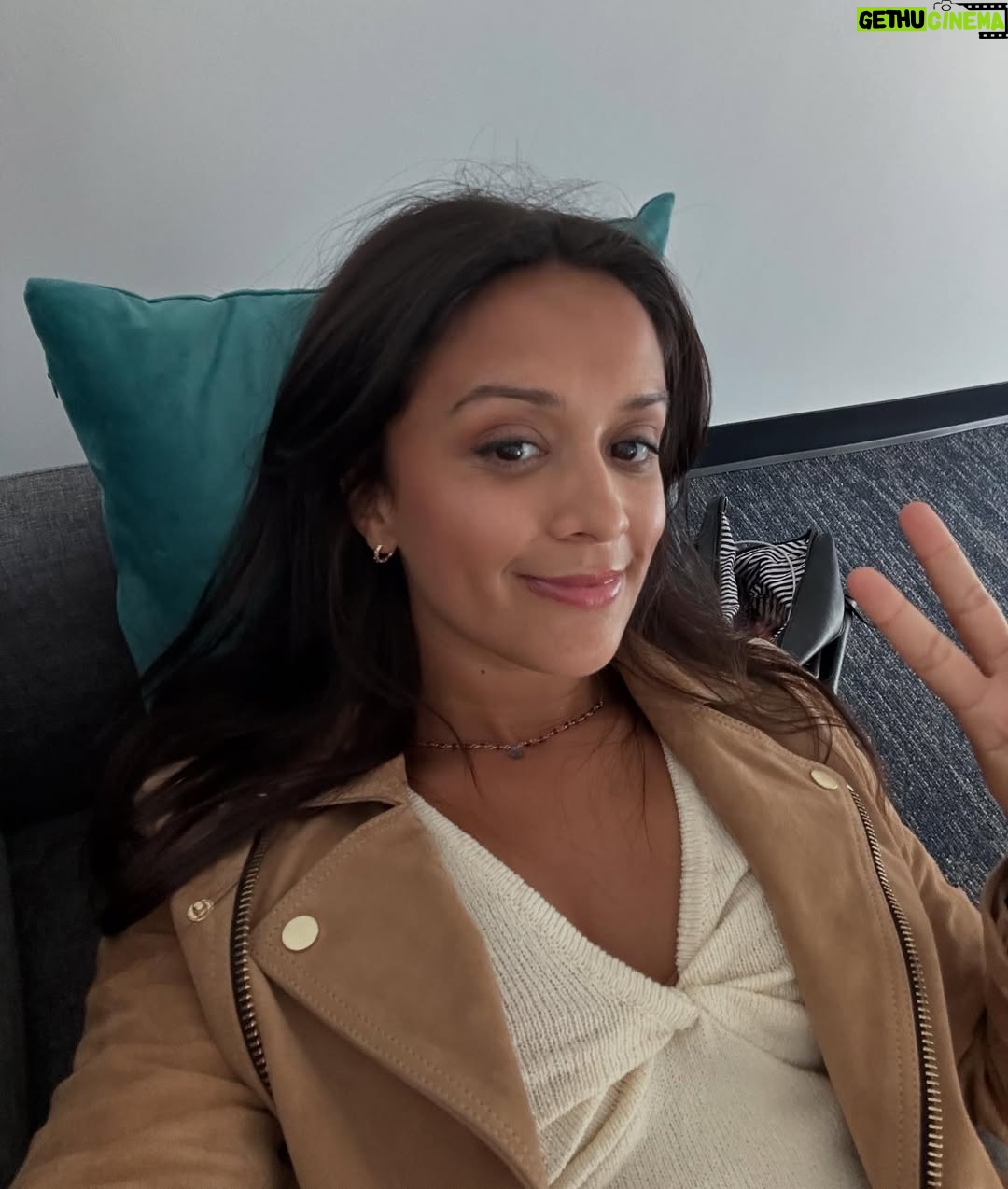 Amy-Leigh Hickman - 30.8K Likes - SZN 5 @younetflix