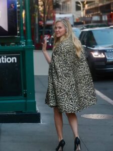 Actress Amy Schumer HD Photos and Wallpapers January 2026