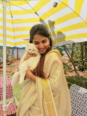 Anagha Instagram - Happy Onam 🌸