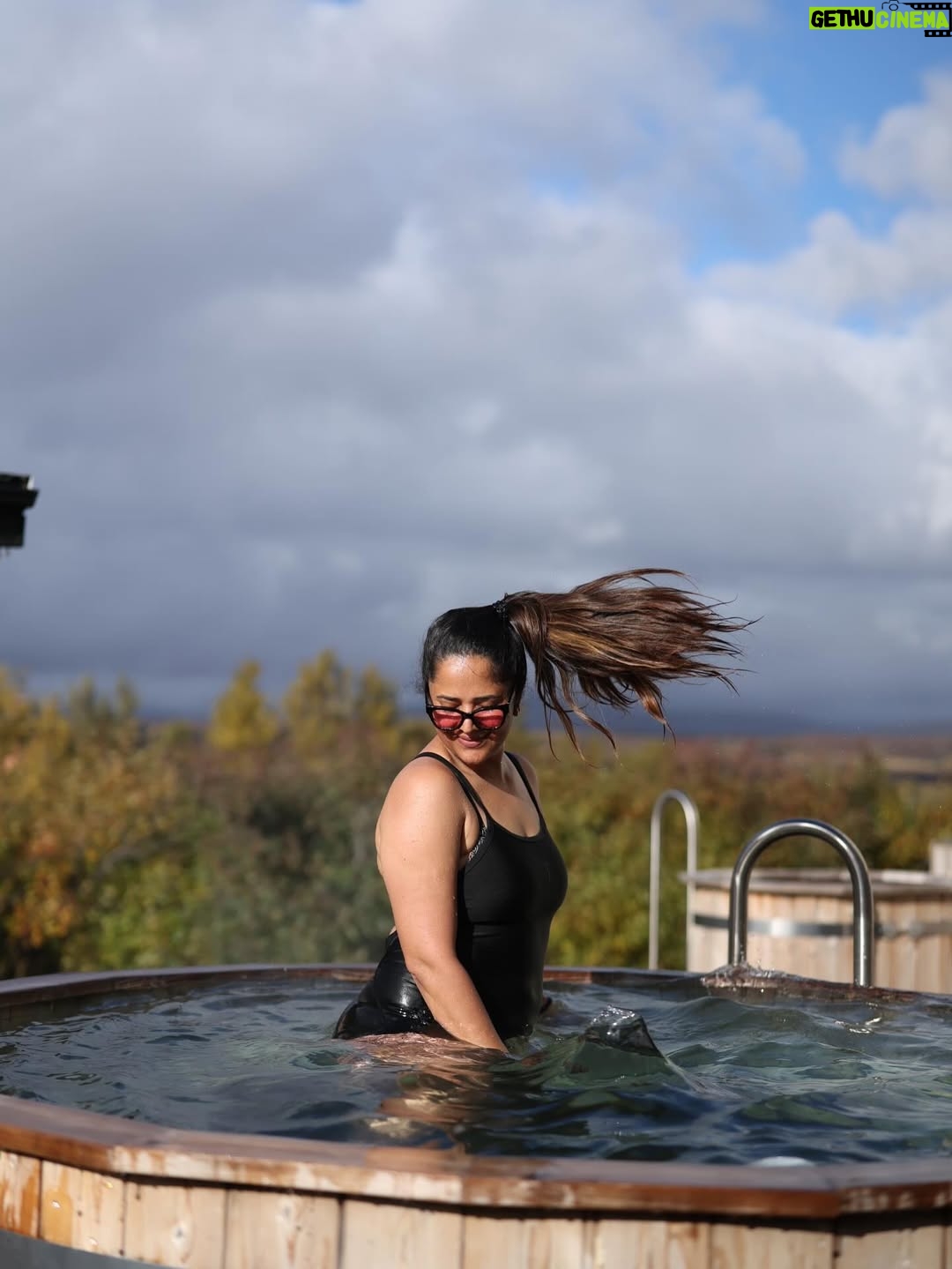 Anasuya Bharadwaj - 151.4K Likes - 🖤💙🩵✨🇮🇸🌤️😘

PC : @photriyavenky 🥰