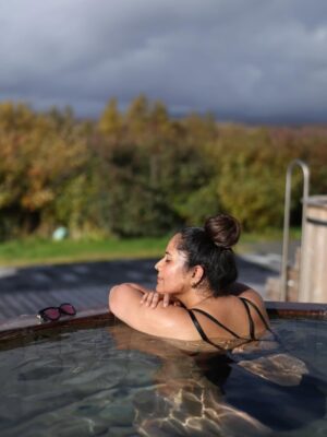 Anasuya Bharadwaj Instagram - 🖤💙🩵✨🇮🇸🌤️😘

PC : @photriyavenky 🥰