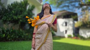 Anaswara Rajan Instagram - Saree for the birthday, heart with Onam, eyes on the lunar eclipse 🌼🌕✨

Just a quiet moment to say thanks — your wishes, love, and little check-ins meant a lot more than you probably realize.
Thanks again 💛🫂