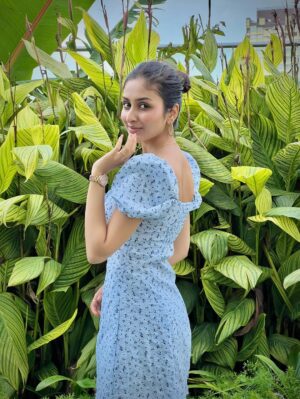 Anchal Sahu Instagram - Whispers of wind!🤍🌿